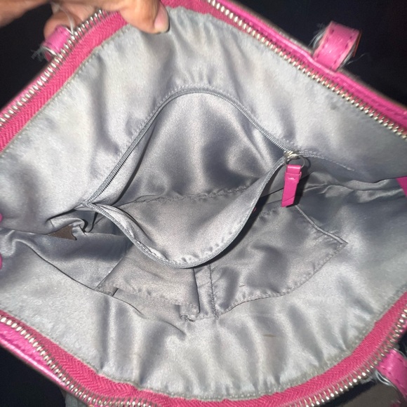 Coach Berry Pink Patent Leather Stitch C Signature - Picture 4 of 12